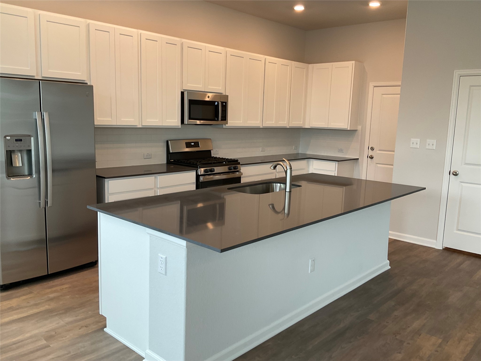 3000 Chisholm Trail Road, Unit 47 Round Rock, TX 78681 - Photo 3 of 31 Gallery Image 3
