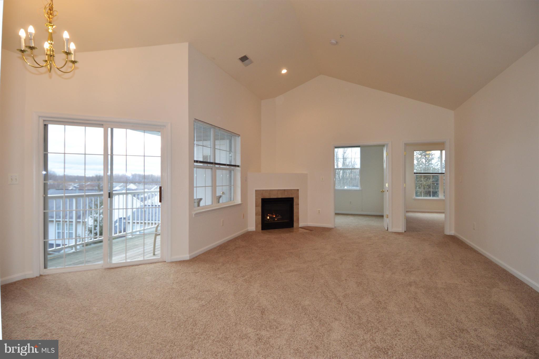 23 Hawk Rise Lane, Unit 302 Owings Mills, MD 21117 - Photo 8 of 51 Living Room Dining Room Combo