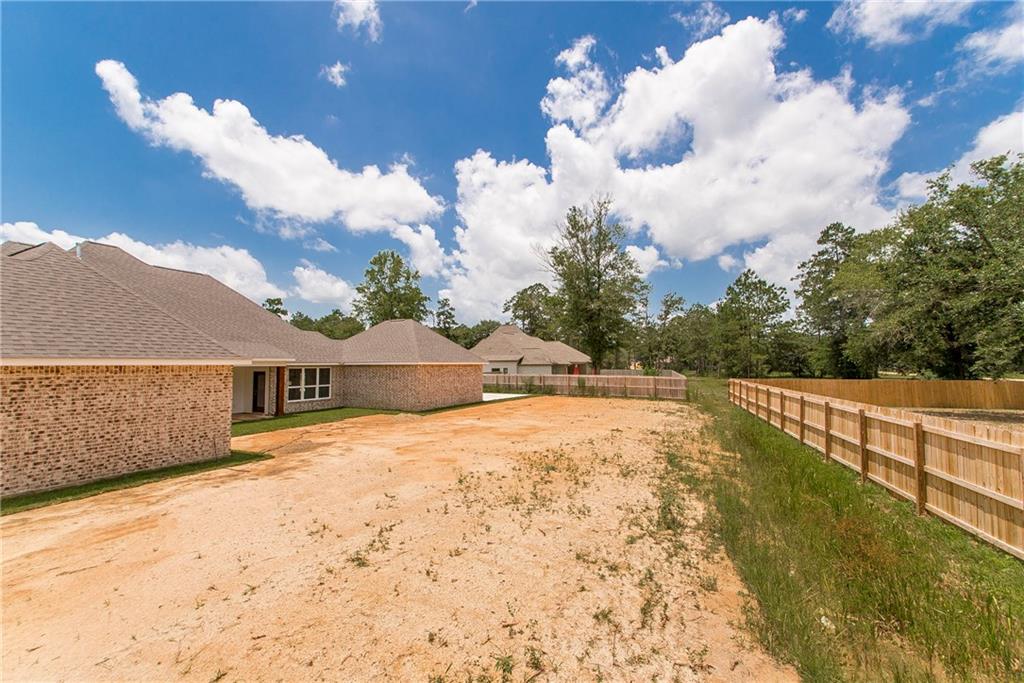 13175 Rue Merlot Ponchatoula, LA 70454 - Photo 4 of 35 Gallery Image 4
