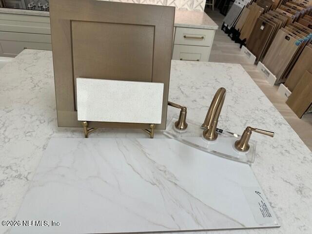 52 Aspendale Road Ponte Vedra, FL 32081 - Photo 4 of 5 a utility room with dryer and washer