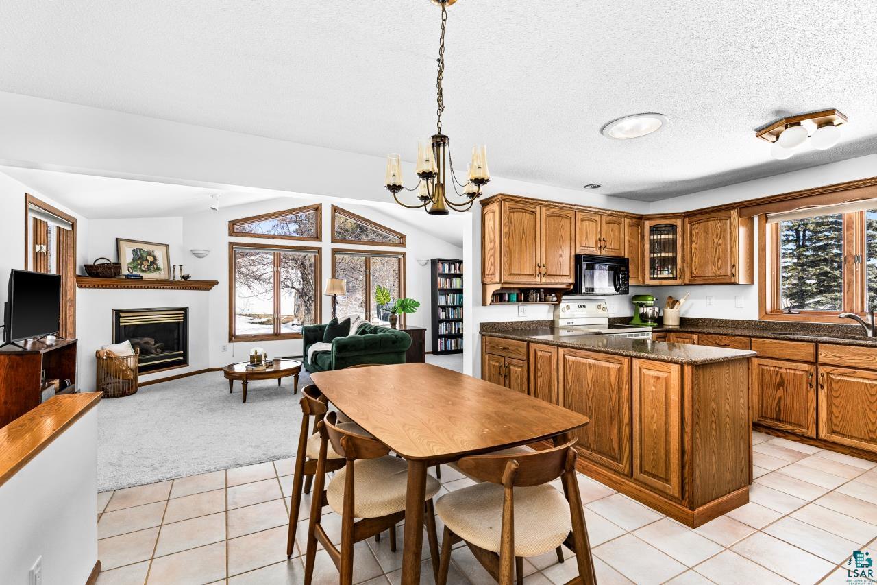 2009 Hutchinson Road Duluth, MN 55811 - Photo 10 of 67 Gallery Image 10