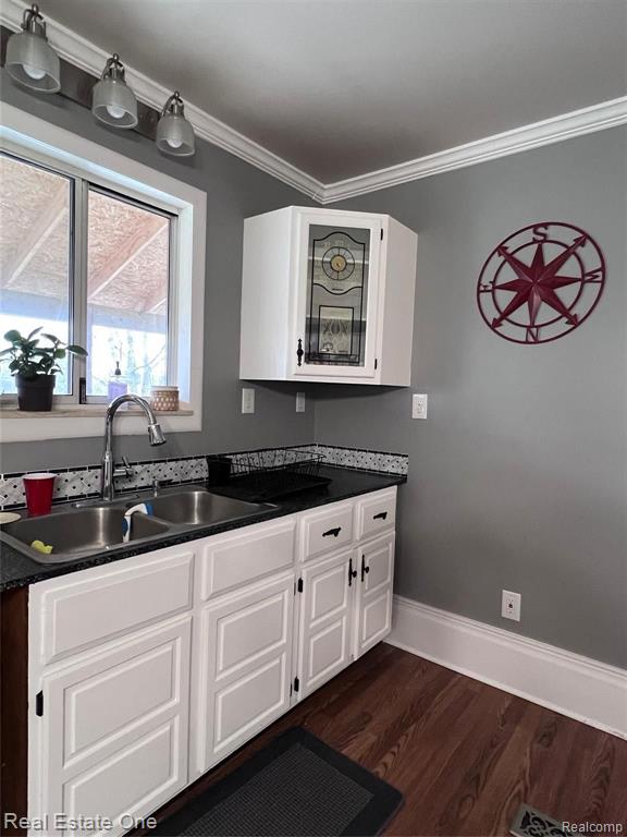 6304 East Coldwater Road Flint, MI 48506 - Photo 34 of 59