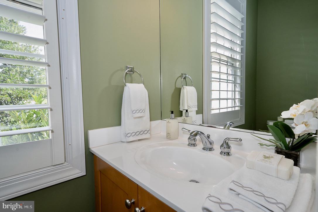 256 Country Road Berwyn, PA 19312 - Photo 25 of 49 Gallery Image 25
