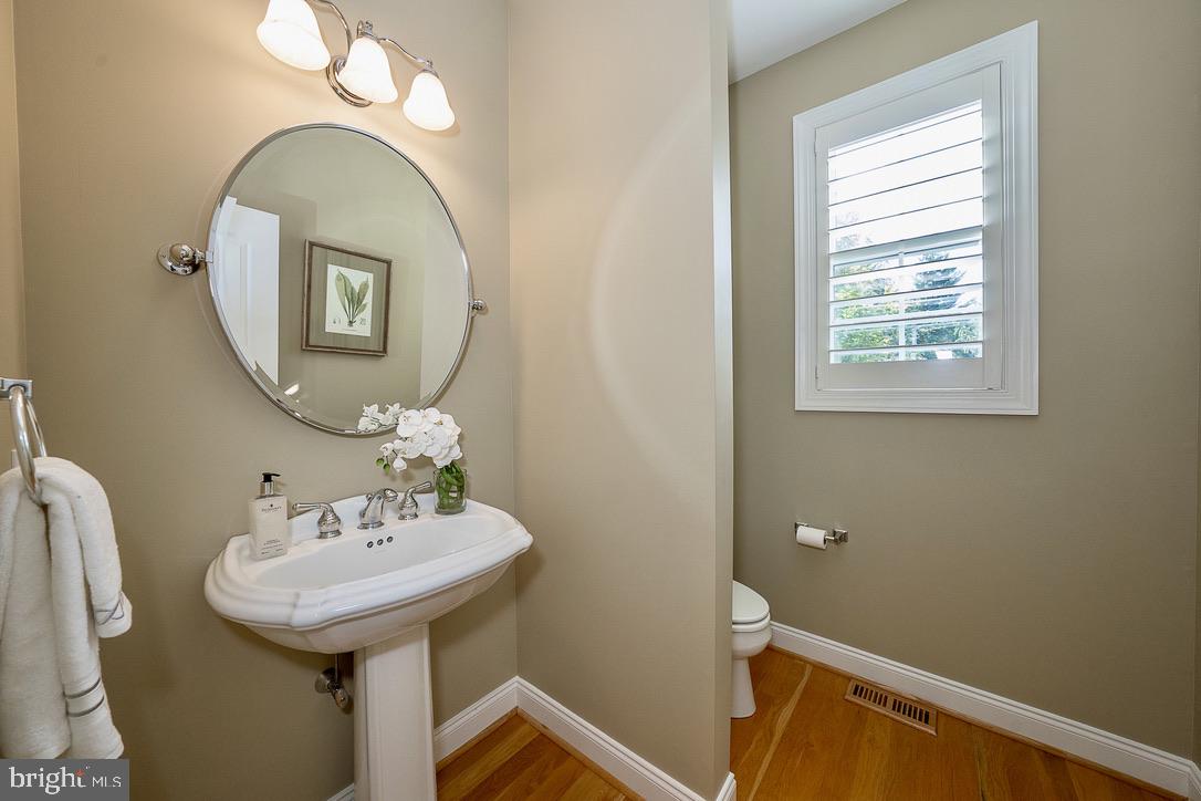256 Country Road Berwyn, PA 19312 - Photo 29 of 49 Gallery Image 29
