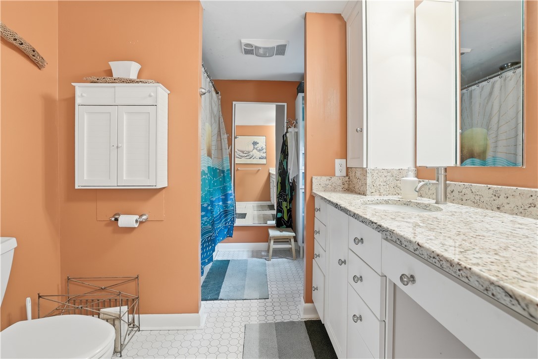 39 West Wrentham Road Cumberland, RI 02864 - Photo 15 of 40 Full Bath