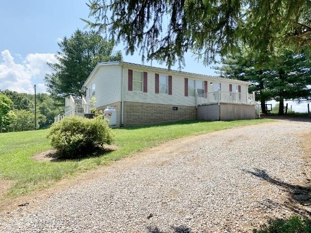 1076 Spring Valley Road Staffordsville, VA 24167 - Photo 19 of 25 Gallery Image 19