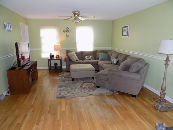 100 Shaker Road Westfield, MA 01085 - Photo 3 of 16 Gallery Image 3