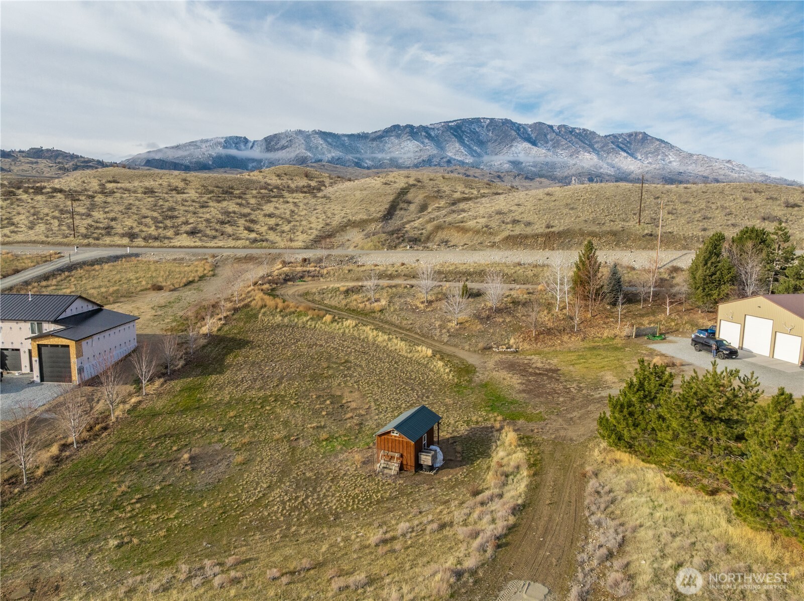 150 Starr Road Pateros, WA 98846 - Photo 17 of 40 a view of lake and mountain