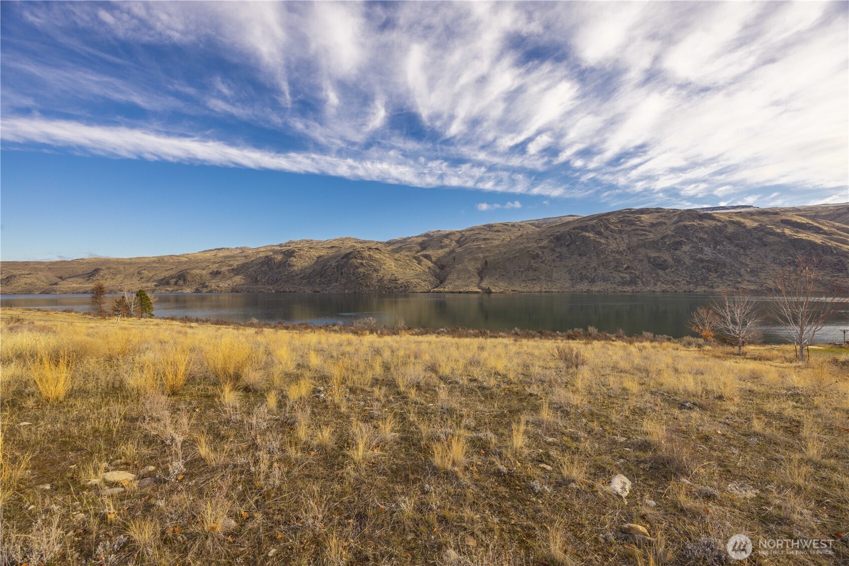 150 Starr Road Pateros, WA 98846 - Photo 24 of 40 a view of lake