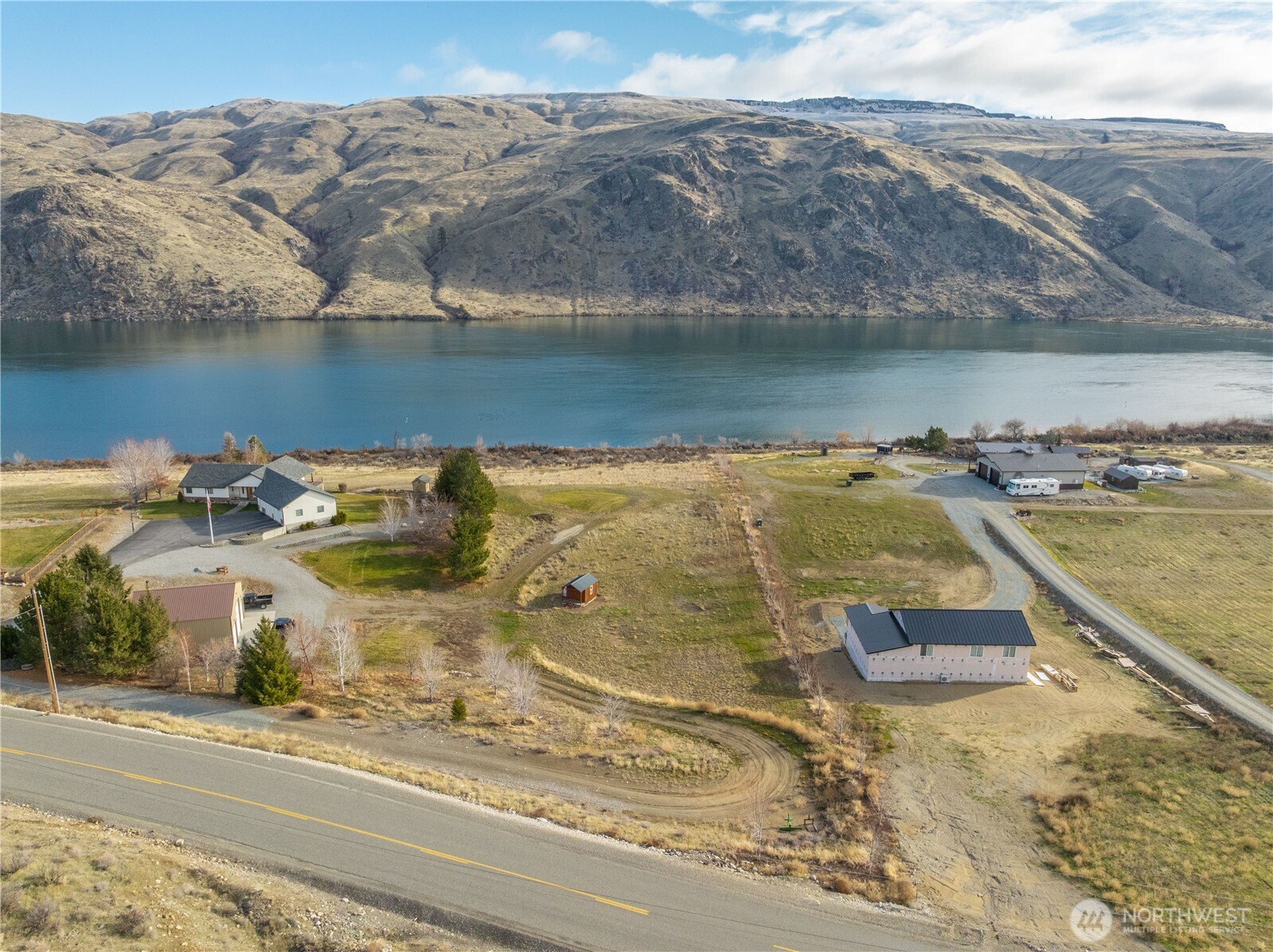 150 Starr Road Pateros, WA 98846 - Photo 10 of 40 an aerial view of a house with a lake view