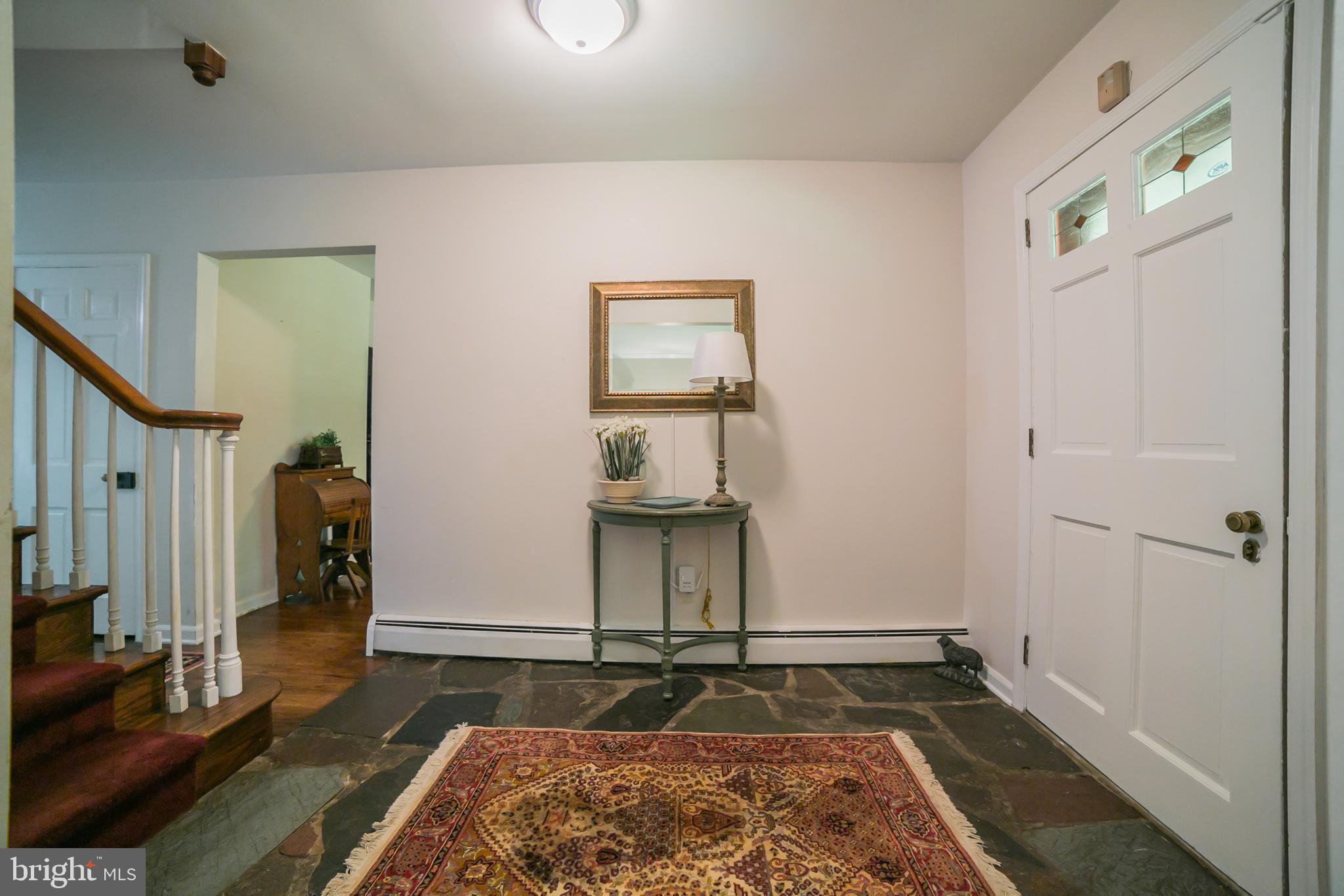 515 Country Club Road Phoenixville, PA 19460 - Photo 7 of 30 Foyer with slate floor