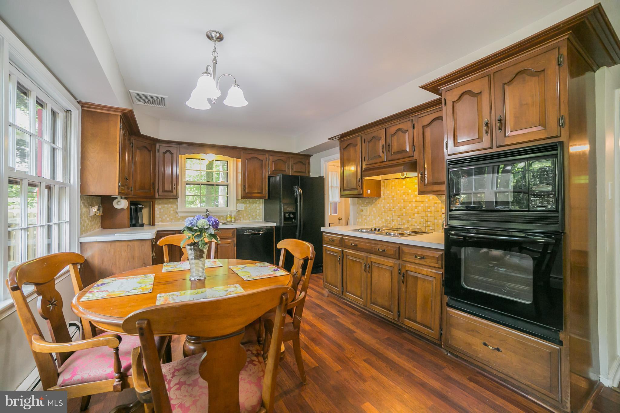 515 Country Club Road Phoenixville, PA 19460 - Photo 10 of 30 Spacious Kitchen with room for breakfast table