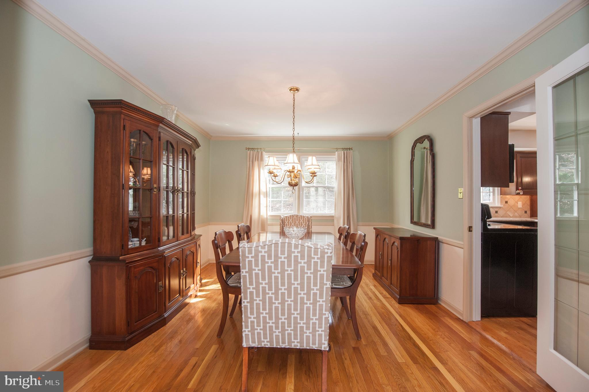 305 Arden Road Conshohocken, PA 19428 - Photo 5 of 25 Gallery Image 5
