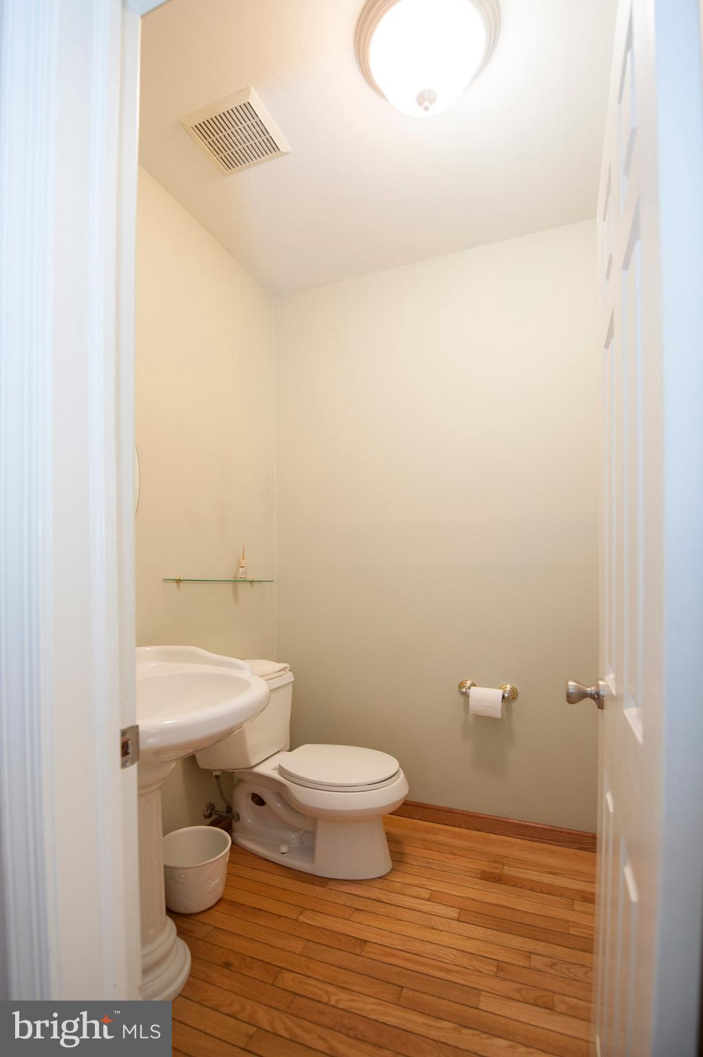 305 Arden Road Conshohocken, PA 19428 - Photo 10 of 25 Gallery Image 10