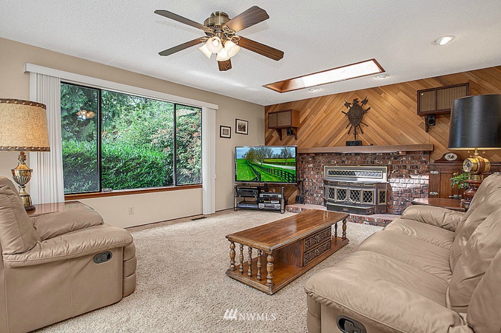 14703 Southeast 145th Place Renton, WA 98059 - Photo 11 of 25