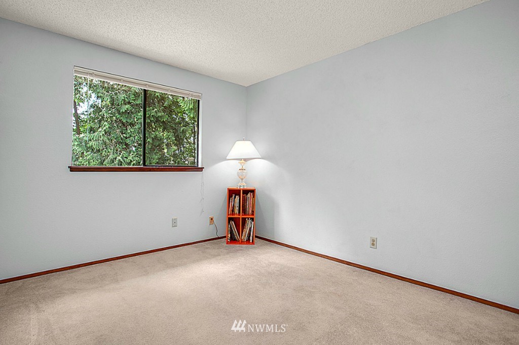 14703 Southeast 145th Place Renton, WA 98059 - Photo 17 of 25