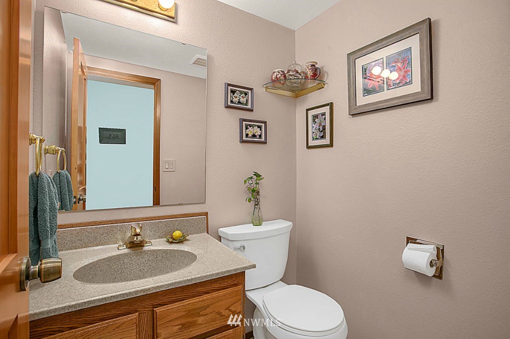 14703 Southeast 145th Place Renton, WA 98059 - Photo 9 of 25