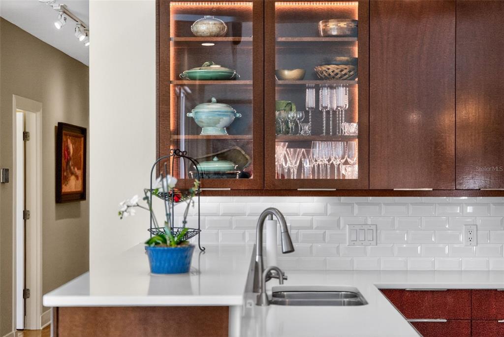 1571 Harbor Cay Lane Longboat Key, FL 34228 - Photo 24 of 93