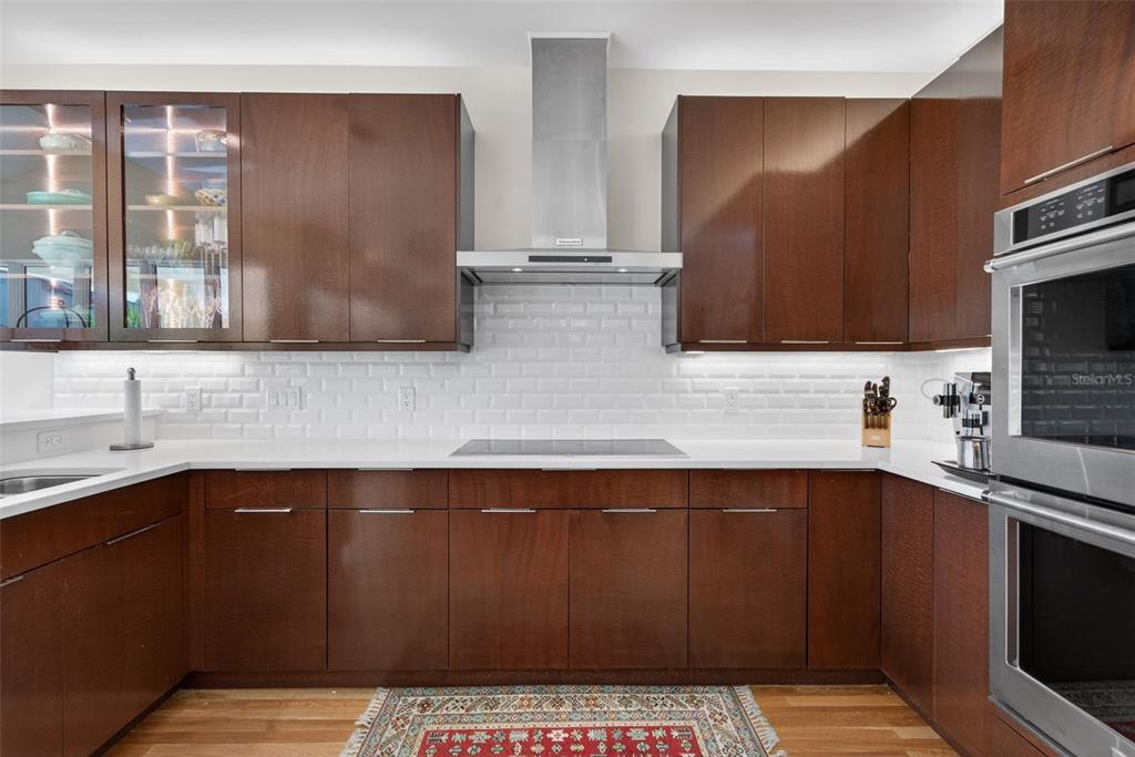 1571 Harbor Cay Lane Longboat Key, FL 34228 - Photo 26 of 93