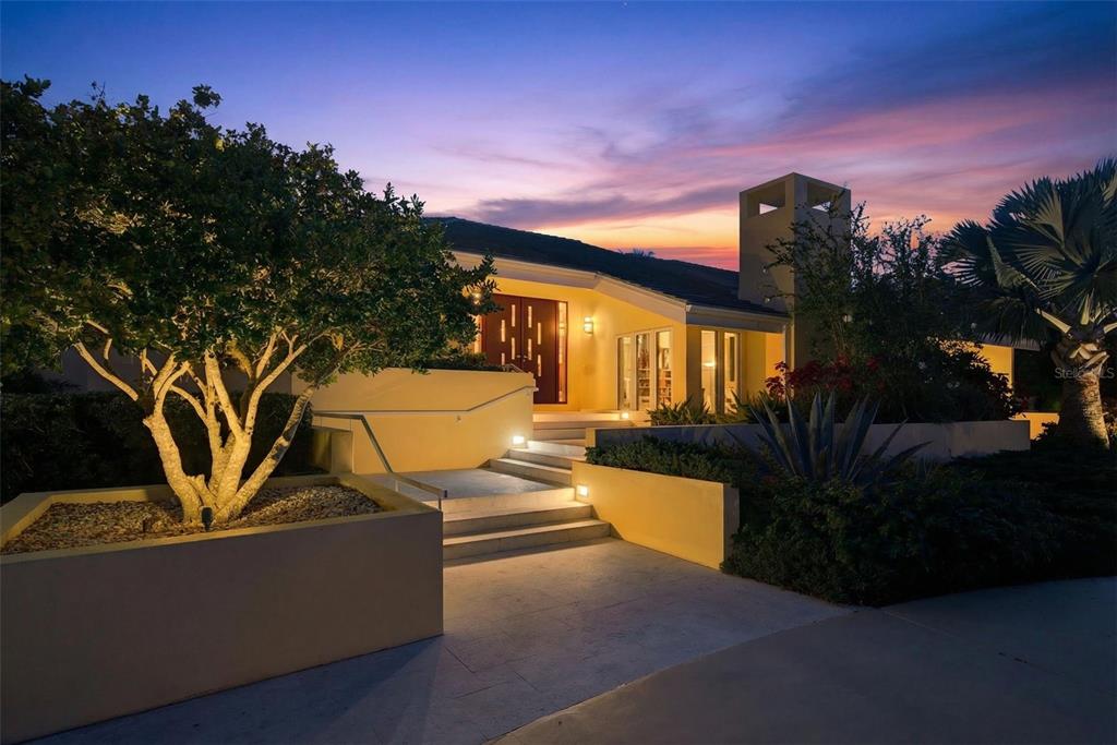 1571 Harbor Cay Lane Longboat Key, FL 34228 - Photo 3 of 93