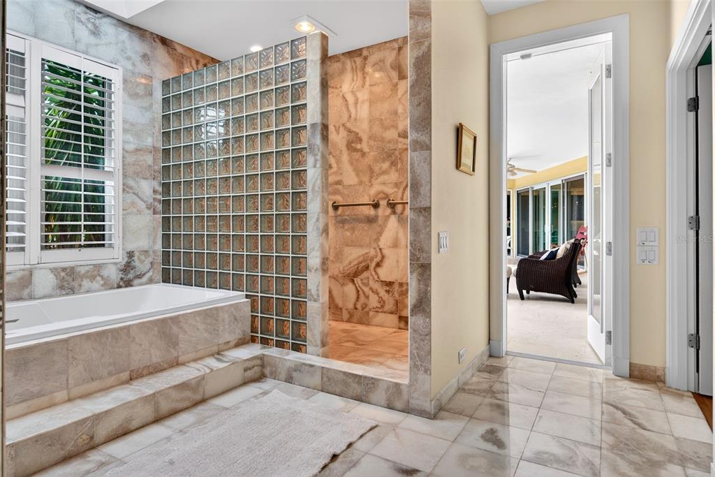 1571 Harbor Cay Lane Longboat Key, FL 34228 - Photo 43 of 93