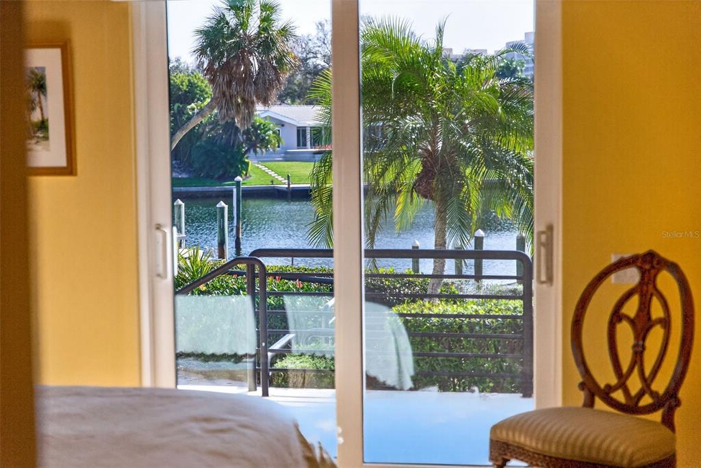 1571 Harbor Cay Lane Longboat Key, FL 34228 - Photo 52 of 93