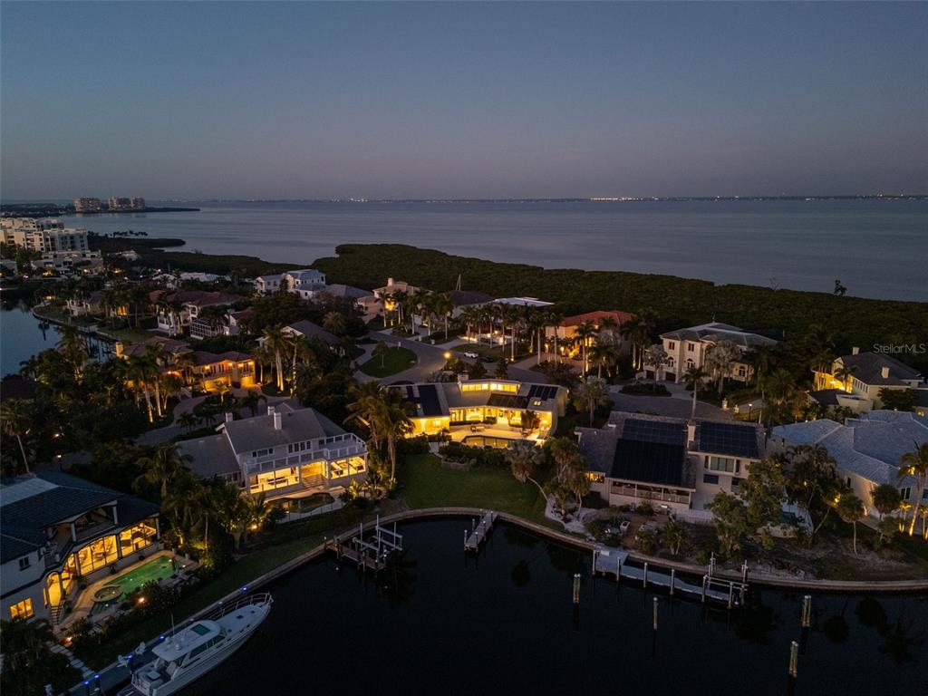 1571 Harbor Cay Lane Longboat Key, FL 34228 - Photo 76 of 93