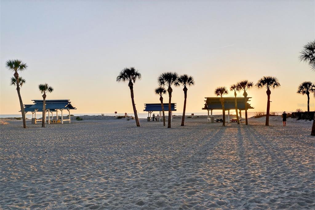 1571 Harbor Cay Lane Longboat Key, FL 34228 - Photo 90 of 93