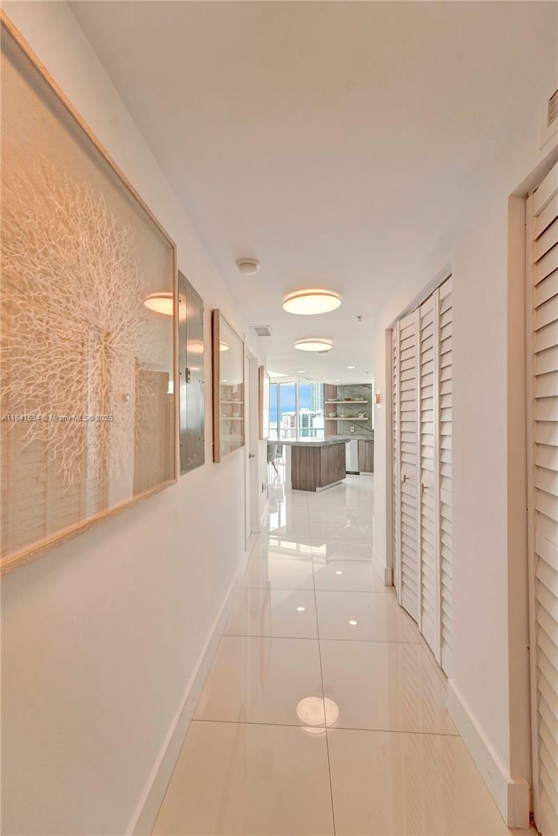 6700 Indian Creek Drive, Unit 1502 Miami Beach, FL 33141 - Photo 16 of 50