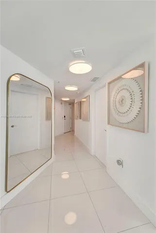 $8,000 | 6700 Indian Creek Drive, Unit 1502, Miami Beach, FL 33141