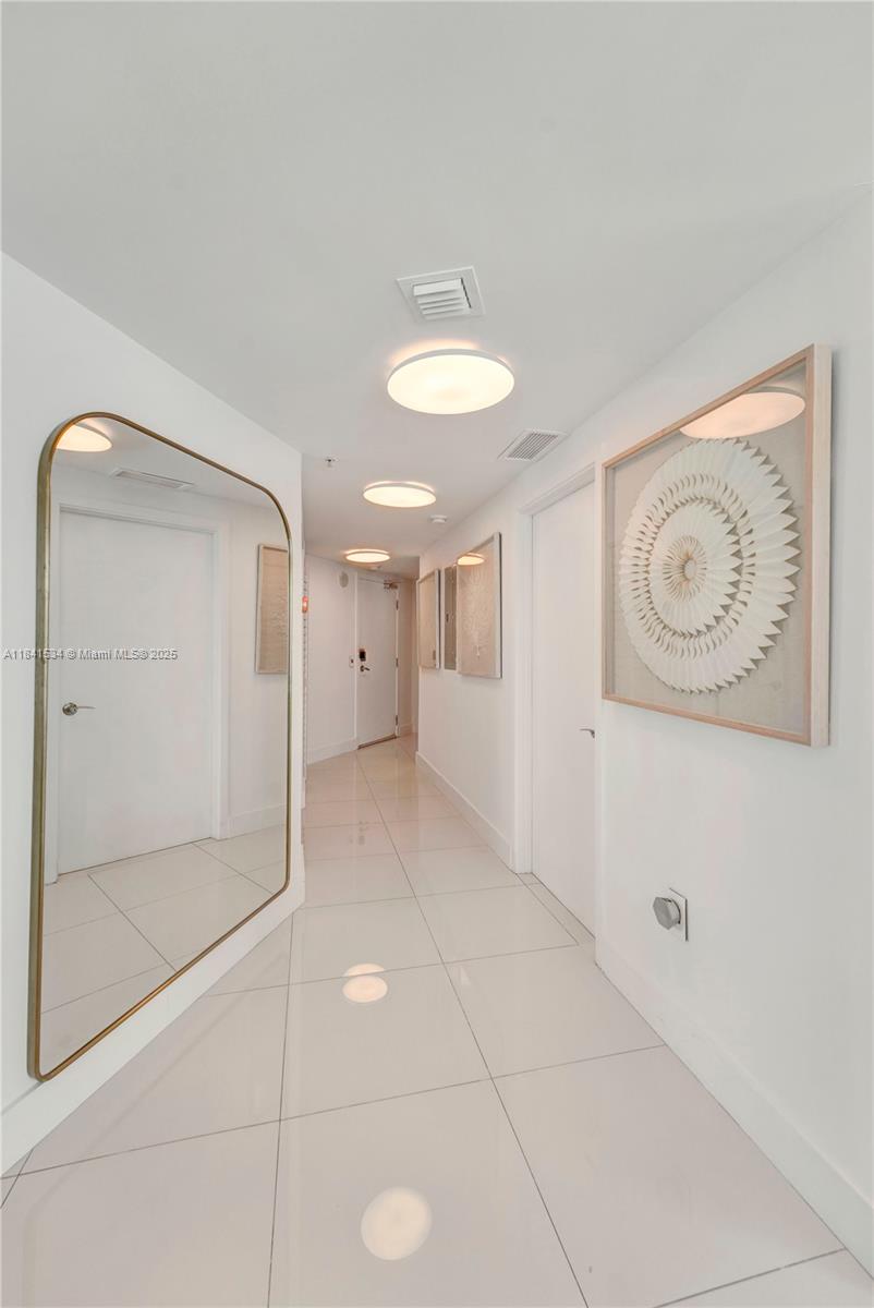 6700 Indian Creek Drive, Unit 1502 Miami Beach, FL 33141 - Photo 17 of 50