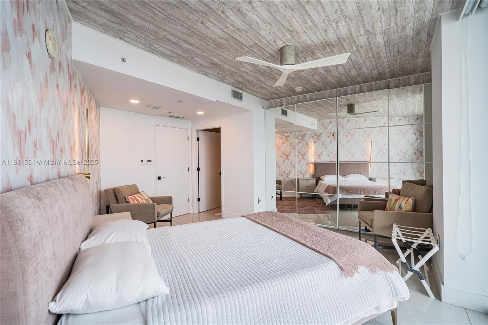 6700 Indian Creek Drive, Unit 1502 Miami Beach, FL 33141 - Photo 30 of 50