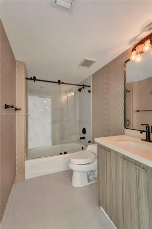 $7,750 | 6700 Indian Creek Drive, Unit 1502, Miami Beach, FL 33141