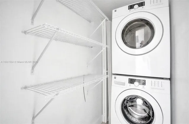 $8,000 | 6700 Indian Creek Drive, Unit 1502, Miami Beach, FL 33141