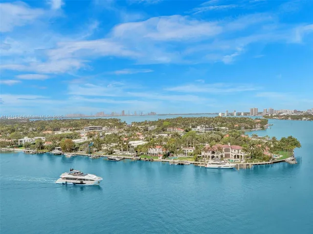 $8,000 | 6700 Indian Creek Drive, Unit 1502, Miami Beach, FL 33141