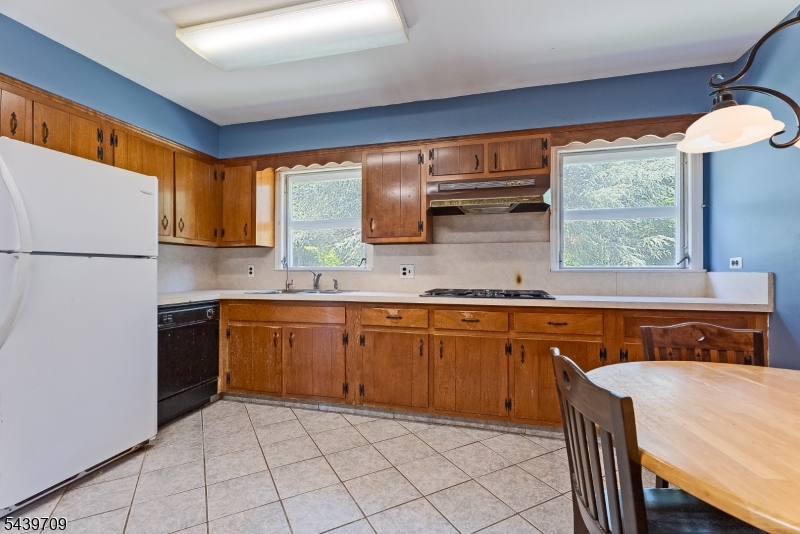 19 Yardley Road Mendham, NJ 07945 - Photo 16 of 41