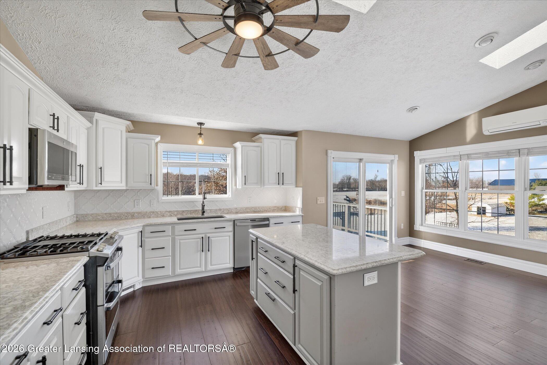 6345 Lovejoy Road Perry, MI 48872 - Photo 13 of 55 13-6345-Lovejoy-Rd-Perry-MI-48872-WIndow