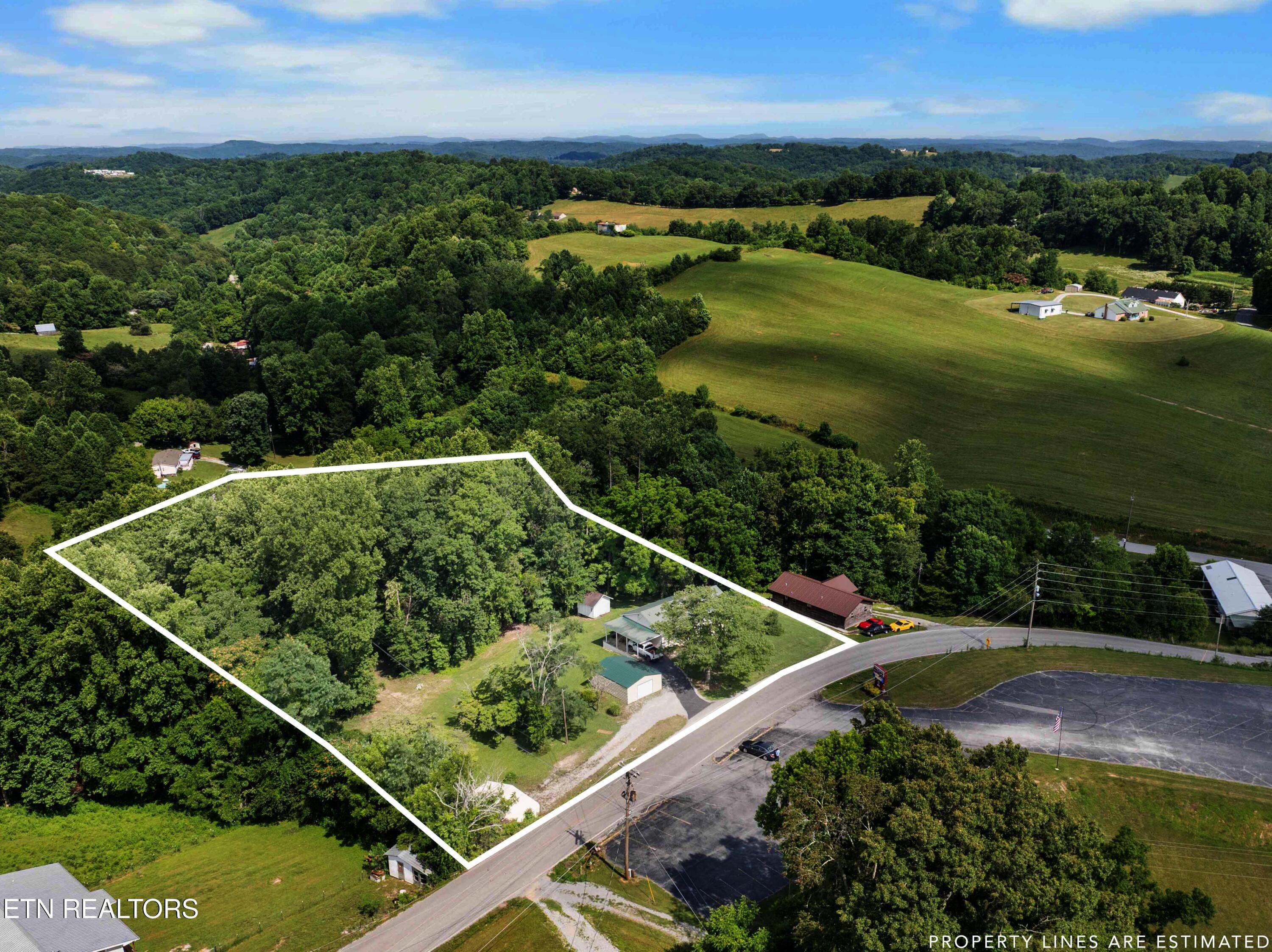 2473 Long Hollow Road La Follette, TN 37766 - Photo 2 of 41 PL1 (3)