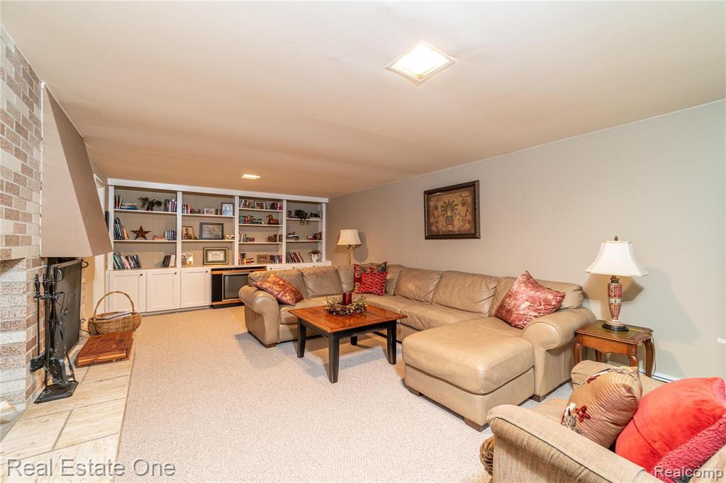 3333 Cullen Road Howell, MI 48855 - Photo 24 of 37