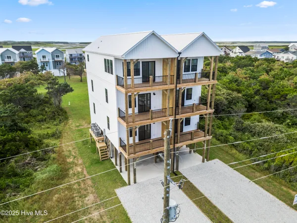 $675,000 | 2209 New River Inlet Road, Unit 18A, North Topsail Beach, NC 28460