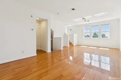 $519,000 | 338 Village Lane, Richmond, CA 94801