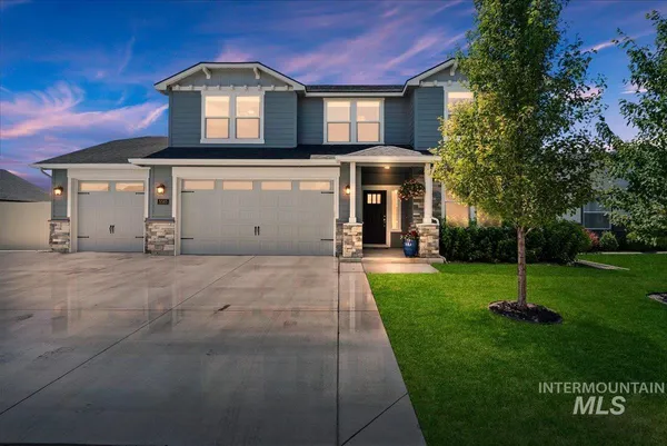 $550,000 | 5585 East Upminster Street, Nampa, ID 83687