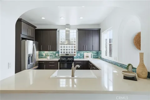 $1,835,000 | 108 Roycroft Avenue, Long Beach, CA 90803