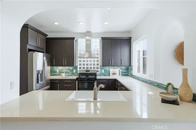 $1,835,000 | 108 Roycroft Avenue, Long Beach, CA 90803