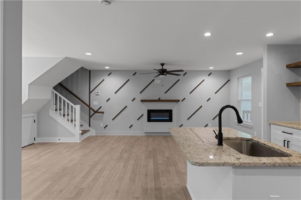 2381 Highpoint Road Snellville, GA 30078 - Photo 17 of 51 Gallery Image 17
