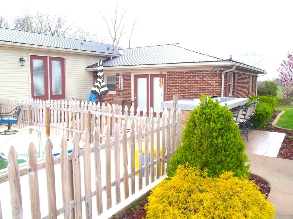 3523 Edmonton Road Columbia, KY 42728 - Photo 15 of 56 Gallery Image 15