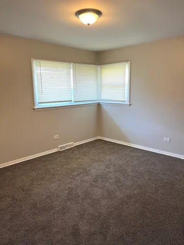 $271,000 | 17120 University Avenue, South Holland, IL 60473