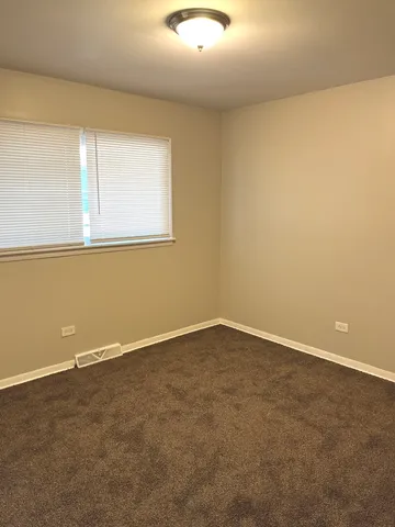 $271,000 | 17120 University Avenue, South Holland, IL 60473