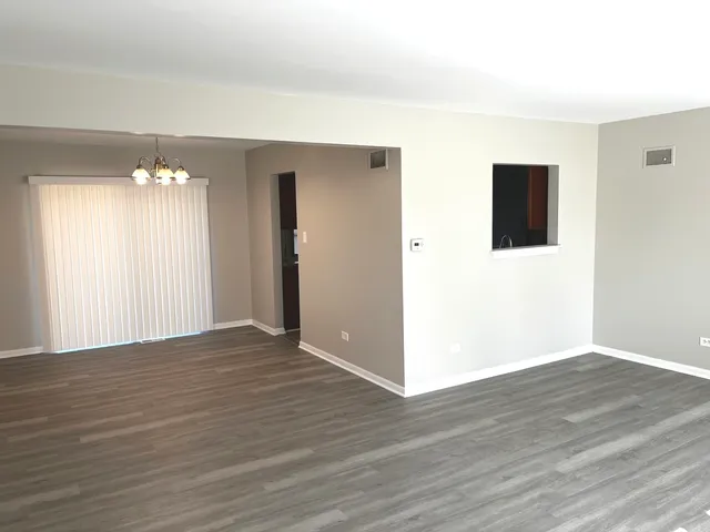 $271,000 | 17120 University Avenue, South Holland, IL 60473