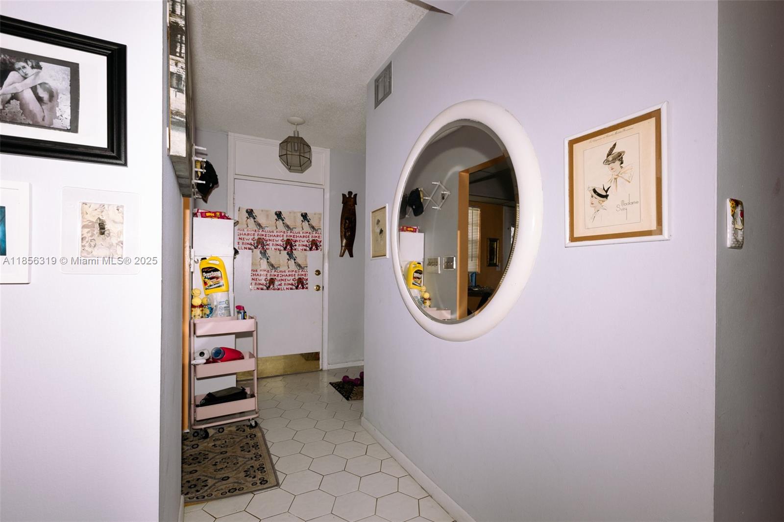 619 Northeast 14th Avenue, Unit 507 Hallandale Beach, FL 33009 - Photo 6 of 31 a view of livingroom with furniture